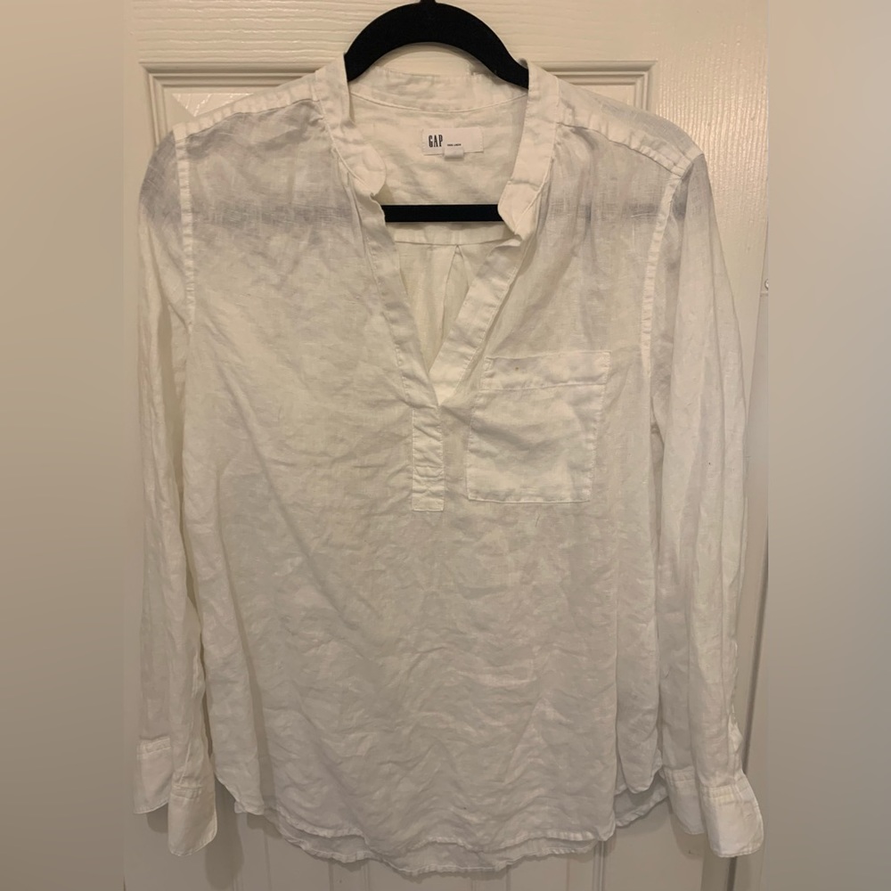 Gap linen white long sleeve, size medium